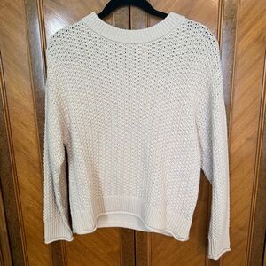 Universal Thread Cream Crew Neck Sweater Size Small